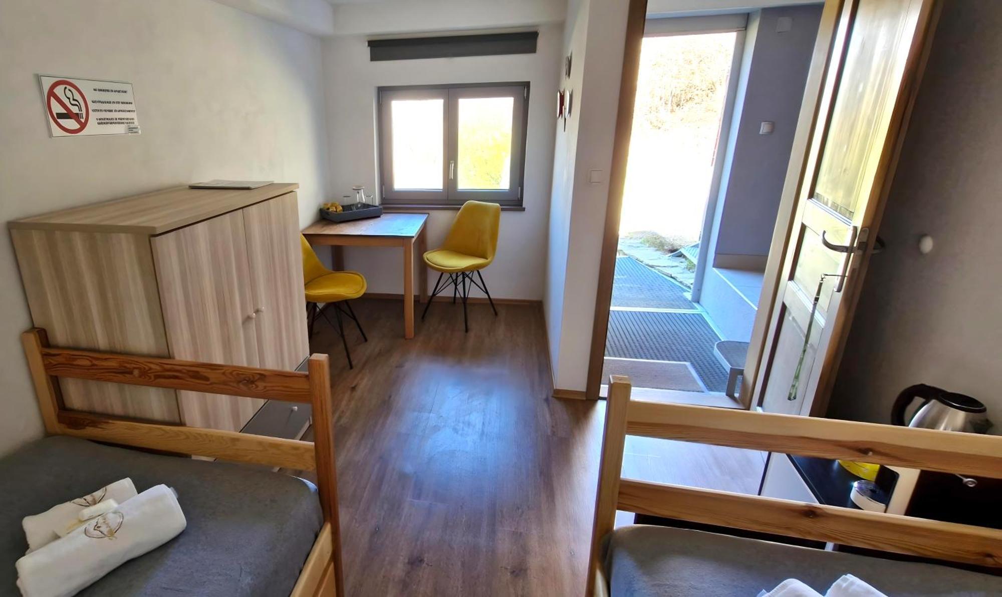 Guesthouse Idila Pod Nanosom Senozece 外观 照片